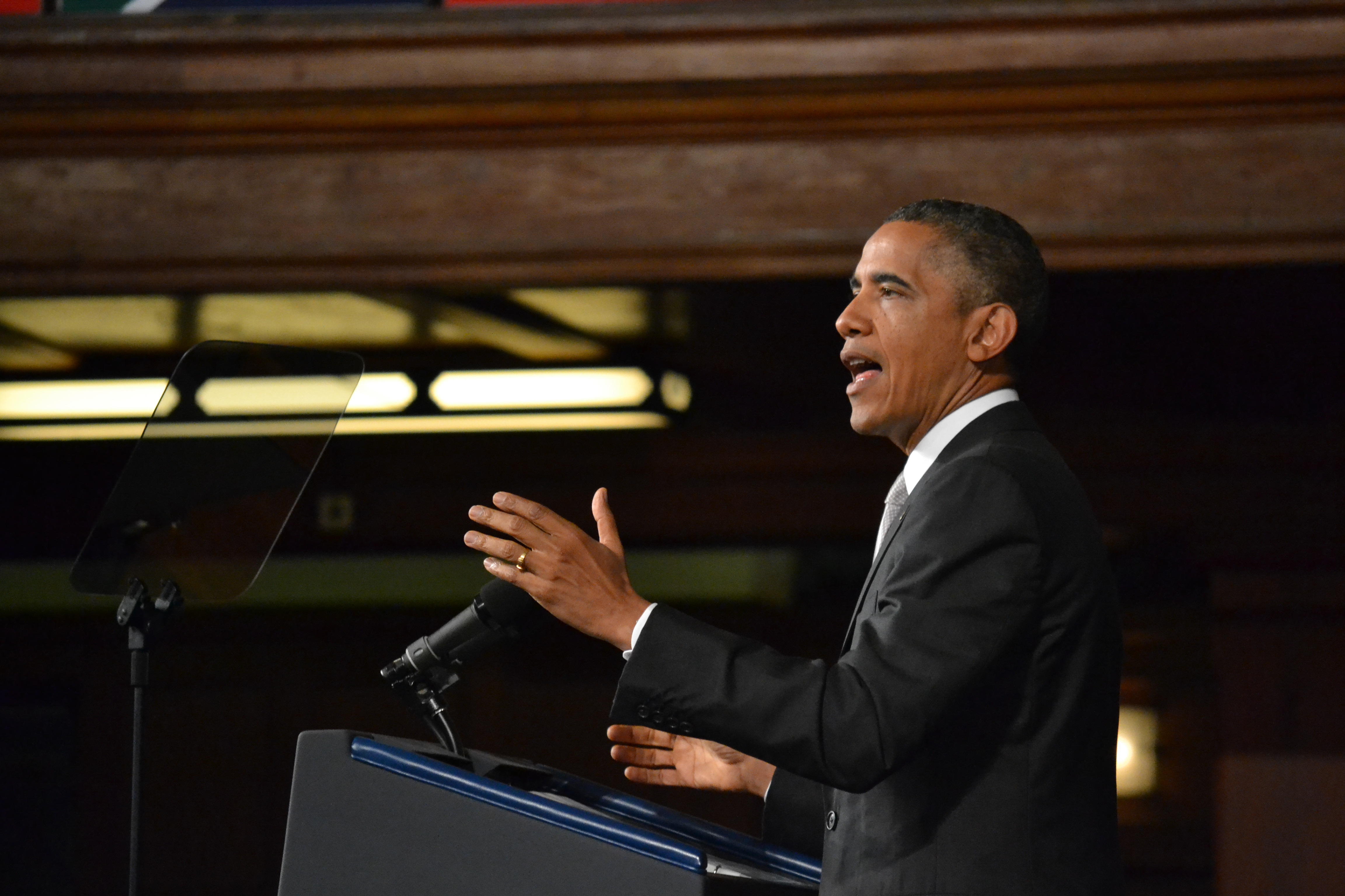 NEWS24: President Obama speaks at University of Cape Town